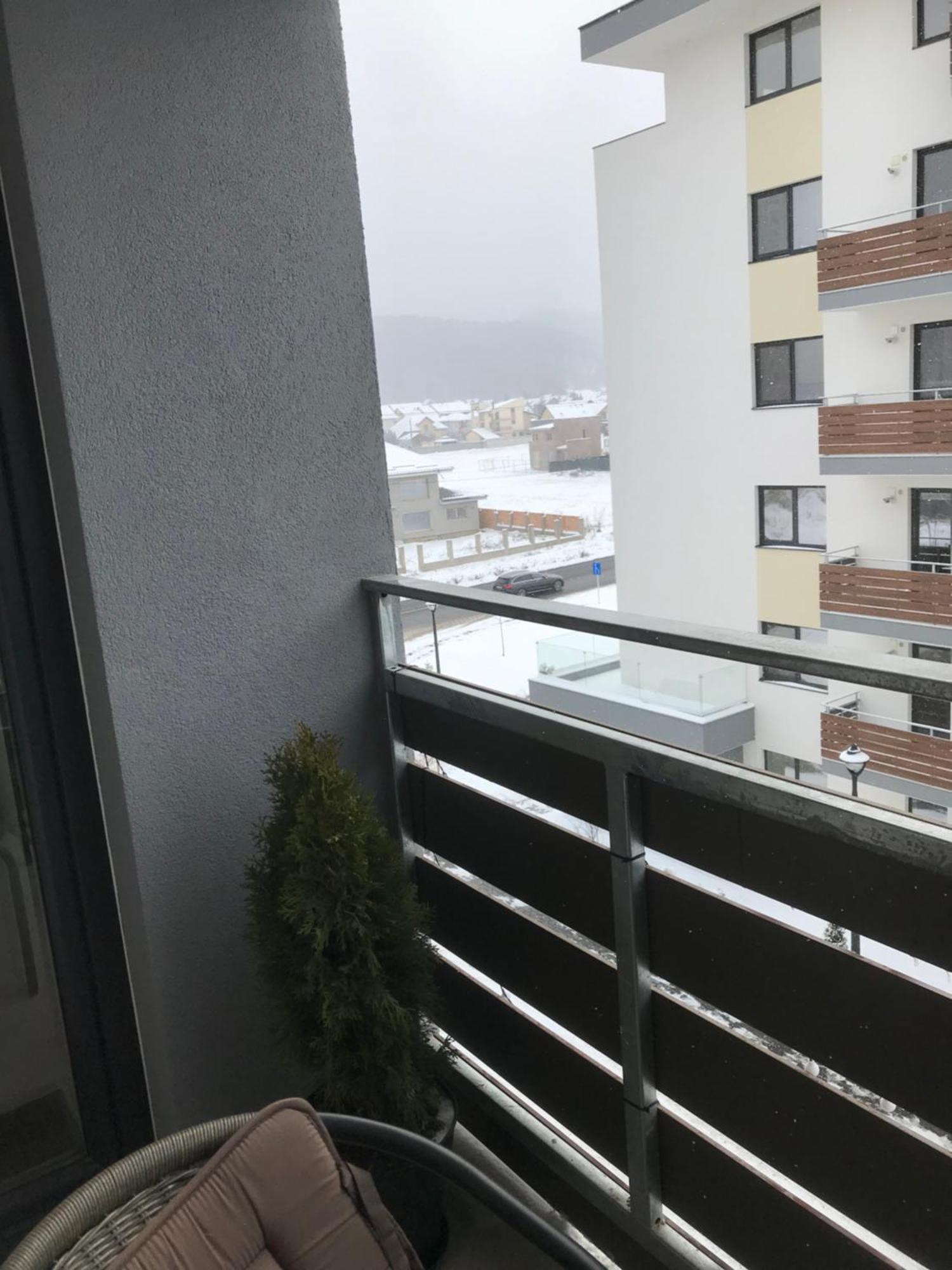 Deea H24 Apartment Risnov Exterior photo